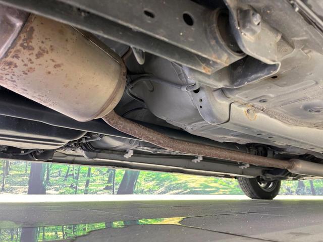 タント カスタムＲＳ　４ＷＤ　電動スライドドア　純正ＨＤＤナビ　バックカメラ　禁煙車　ＨＩＤヘッド　ＥＴＣ　オートエアコン　ＣＤ　ＤＶＤ再生　衝突安全ボディ　盗難防止措置　プライバシーガラス（23枚目）