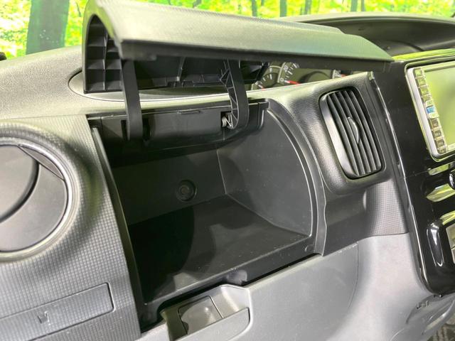 タント カスタムＲＳ　４ＷＤ　電動スライドドア　純正ＨＤＤナビ　バックカメラ　禁煙車　ＨＩＤヘッド　ＥＴＣ　オートエアコン　ＣＤ　ＤＶＤ再生　衝突安全ボディ　盗難防止措置　プライバシーガラス（29枚目）