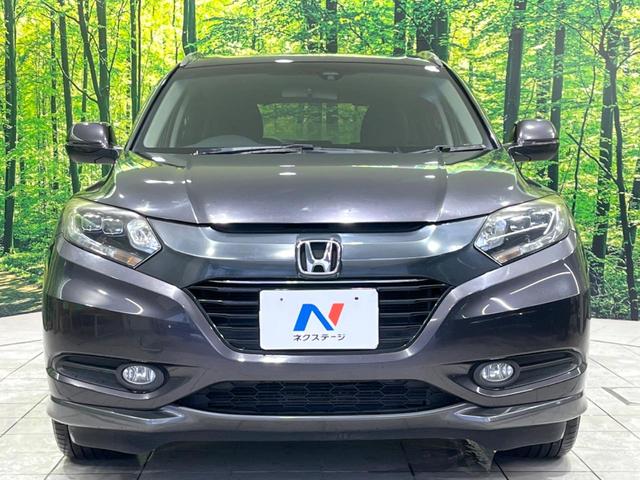 ヴェゼル ハイブリッドＸ　４ＷＤ　純正ＳＤナビ　バックカメラ　衝突被害軽減システム　禁煙車　スマートキー　ＬＥＤヘッド　ＥＴＣ　クルコン　純正１７インチアルミ　車線逸脱警報　オートライト　オートエアコン　Ｂｌｕｅｔｏｏｔｈ（14枚目）