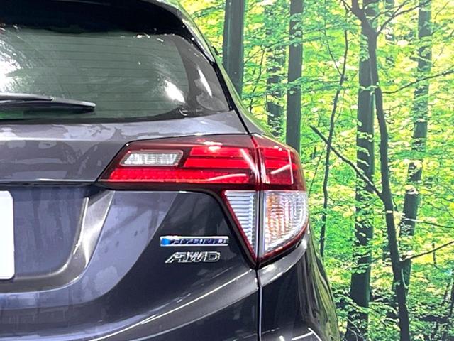 ヴェゼル ハイブリッドＸ　４ＷＤ　純正ＳＤナビ　バックカメラ　衝突被害軽減システム　禁煙車　スマートキー　ＬＥＤヘッド　ＥＴＣ　クルコン　純正１７インチアルミ　車線逸脱警報　オートライト　オートエアコン　Ｂｌｕｅｔｏｏｔｈ（28枚目）