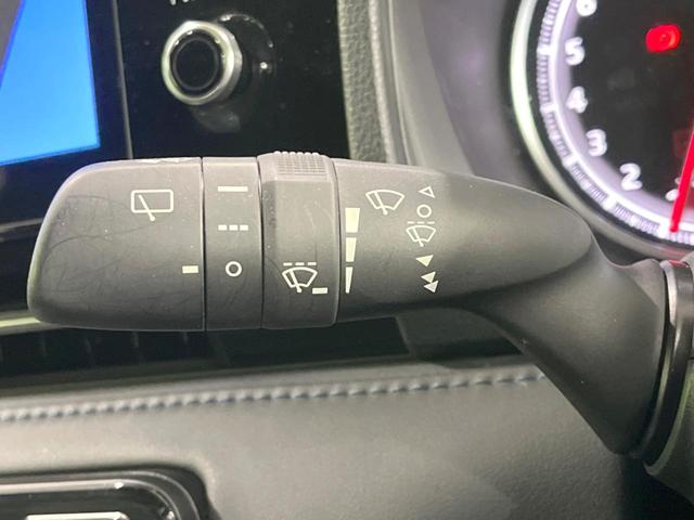 ヴォクシー Ｓ－Ｚ　両側電動ドア　１０．５インチディスプレイ　バックカメラ　衝突被害軽減システム　レーダークルーズ　禁煙車　電動リアゲート　ハーフレザーシート　ドラレコ　コーナーセンサー　ＬＥＤヘッド　ＥＴＣ２．０（53枚目）