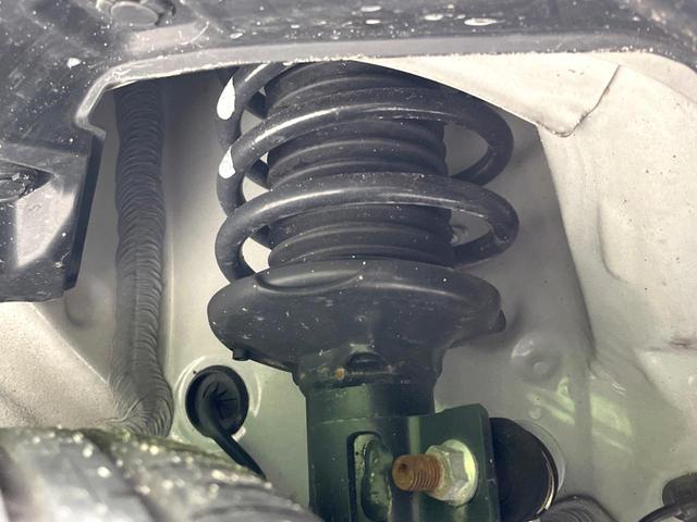 スペーシアギア ハイブリッドＸＺ　両側電動ドア　純正９型ナビ　全周囲カメラ　衝突被害軽減システム　レーダークルーズ　禁煙車　コーナーセンサー　ＬＥＤヘッド　純正１４インチアルミ　オートハイビーム　車線逸脱警報　オートライト（20枚目）