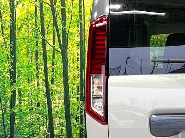 スペーシアギア ハイブリッドＸＺ　両側電動ドア　純正９型ナビ　全周囲カメラ　衝突被害軽減システム　レーダークルーズ　禁煙車　コーナーセンサー　ＬＥＤヘッド　純正１４インチアルミ　オートハイビーム　車線逸脱警報　オートライト（27枚目）