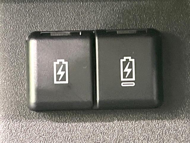 スペーシアギア ハイブリッドＸＺ　両側電動ドア　純正９型ナビ　全周囲カメラ　衝突被害軽減システム　レーダークルーズ　禁煙車　コーナーセンサー　ＬＥＤヘッド　純正１４インチアルミ　オートハイビーム　車線逸脱警報　オートライト（47枚目）