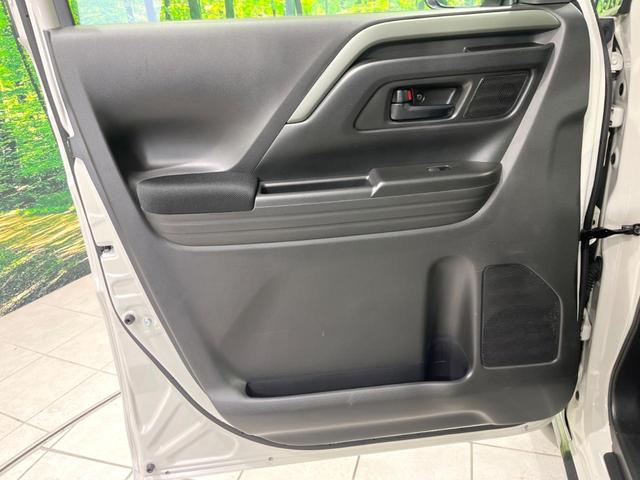 スペーシアギア ハイブリッドＸＺ　両側電動ドア　純正９型ナビ　全周囲カメラ　衝突被害軽減システム　レーダークルーズ　禁煙車　コーナーセンサー　ＬＥＤヘッド　純正１４インチアルミ　オートハイビーム　車線逸脱警報　オートライト（70枚目）