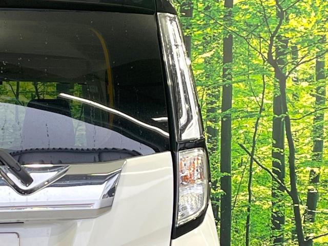 ルーミー カスタムＧ　４ＷＤ　両側電動ドア　純正９型ナビ　全周囲カメラ　衝突被害軽減システム　レーダークルーズ　禁煙車　ドラレコ　コーナーセンサー　スマートキー　ＬＥＤヘッド　ビルトインＥＴＣ　純正１４インチアルミ（28枚目）