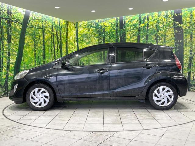 アクア Ｓ　純正ＳＤナビ　バックカメラ　禁煙車　スマートキー　ＨＩＤヘッド　ナビ連動ＥＴＣ　クルコン　オートライト　オートエアコン　Ｂｌｕｅｔｏｏｔｈ接続　ＣＤ　ＤＶＤ再生　フルセグ（25枚目）