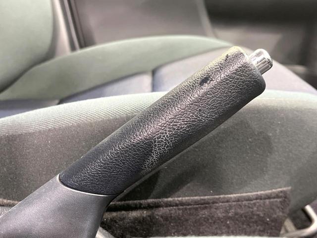 アクア Ｓ　純正ＳＤナビ　バックカメラ　禁煙車　スマートキー　ＨＩＤヘッド　ナビ連動ＥＴＣ　クルコン　オートライト　オートエアコン　Ｂｌｕｅｔｏｏｔｈ接続　ＣＤ　ＤＶＤ再生　フルセグ（45枚目）