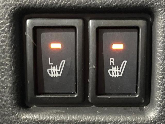 スペーシアカスタム ハイブリッドＸＳターボ　４ＷＤ　ターボ　純正９型ナビ　両側電動ドア　全周囲カメラ　衝突被害軽減システム　レーダークルーズ　禁煙車　ハーフレザーシート　ドラレコ　コーナーセンサー　ＬＥＤヘッド　ＥＴＣ　純正１５インチアルミ（7枚目）