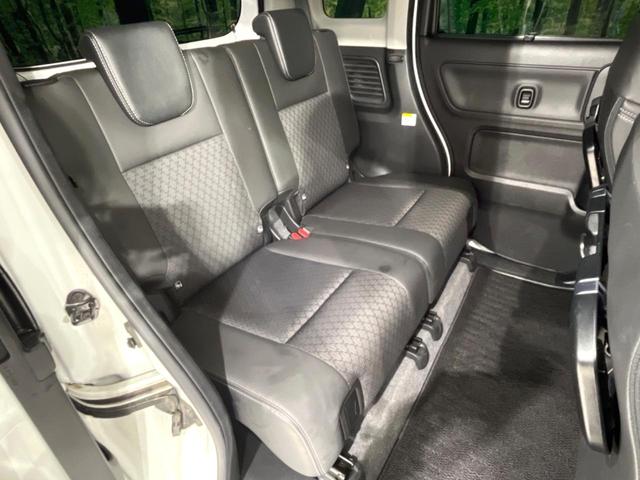 スペーシアカスタム ハイブリッドＸＳターボ　４ＷＤ　ターボ　純正９型ナビ　両側電動ドア　全周囲カメラ　衝突被害軽減システム　レーダークルーズ　禁煙車　ハーフレザーシート　ドラレコ　コーナーセンサー　ＬＥＤヘッド　ＥＴＣ　純正１５インチアルミ（9枚目）