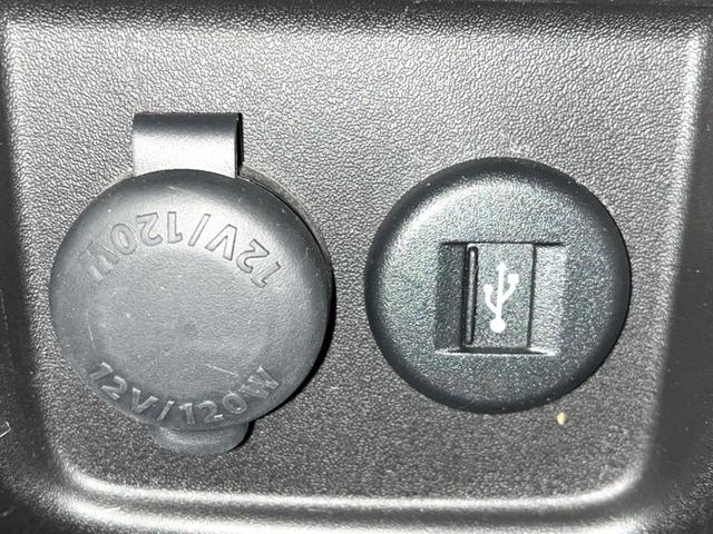 スペーシアカスタム ハイブリッドＸＳターボ　４ＷＤ　ターボ　純正９型ナビ　両側電動ドア　全周囲カメラ　衝突被害軽減システム　レーダークルーズ　禁煙車　ハーフレザーシート　ドラレコ　コーナーセンサー　ＬＥＤヘッド　ＥＴＣ　純正１５インチアルミ（62枚目）