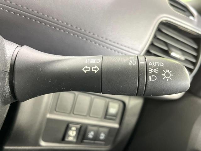 セレナ ｅ－パワー　ハイウェイスターＶ　両側電動ドア　純正１０型ナビ　後席モニター　全周囲カメラ　衝突被害軽減システム　レーダークルーズ　禁煙車　ドラレコ　コーナーセンサー　スマートキー　ＬＥＤヘッド　ビルトインＥＴＣ　純正１５インチアルミ（50枚目）