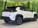 ハイブリッドＺ　４ＷＤ　全周囲カメラ　衝突被害軽減システム　レーダークルーズ　禁煙車　電動リアゲート　ハーフレザーシート　コーナーセンサー　スマートキー　ＬＥＤヘッド　連動ＥＴＣ　オートハイビーム　車線逸脱警報（17枚目）