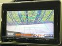 ノア Ｓｉ　両側電動ドア　純正９型ナビ　後席モニター　バックカメラ　セーフティセンス　コーナーセンサー　スマートキー　ＬＥＤヘッド　ビルトインＥＴＣ　オートライト　デュアルエアコン　純正１６インチアルミ（5枚目）
