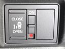ベースグレード　純正９型ナビ　電動スライドドア　バックカメラ　ホンダセンシング　レーダークルーズ　禁煙車　コーナーセンサー　ＬＥＤヘッド　オートハイビーム　車線逸脱警報　オートライト　オートエアコン（38枚目）