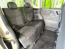 後部座席も気になるようなキズ・汚れやへたり等、大きなダメージはなく、良好な状態です。