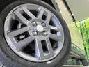 【純正15インチアルミホイール】外観にマッチした純正アルミホイールを装着しております。各種社外アルミホイールや、スタッドレスタイヤも取扱いしております。是非ご相談ください♪