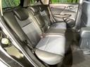 後部座席も気になるようなキズ・汚れやへたり等、大きなダメージはなく、良好な状態です。