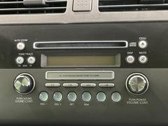 お好きな音楽を車内でお楽しみいただけます♪スピーカー交換・ウーハー追加などの音質向上や、最新ナビ・後席モニター等の取り付けも是非ご相談ください！ 4