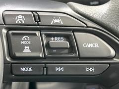 �ڥ졼�������롼������ȥ�����۹�®ƻϩ�Ǥ�Ĺ��Υ���Ԥ��ڤˡ�����ư��®�٤��ݤĥ��롼������ȥ����뤬�����ͷڸ������ƥ��Ϣ�Ȥ��������μ�ξ���Τ��Ƽִ֤��ݤĤ褦��®��Ĵ�ᤷ�Ƥ���ޤ����� 5