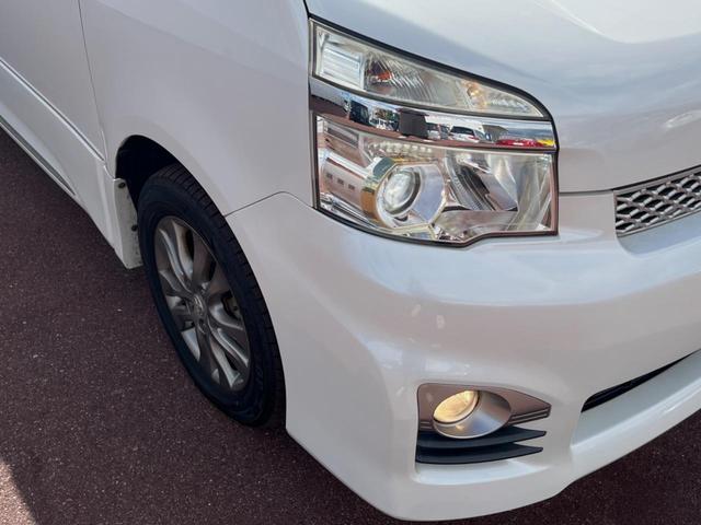 ヴォクシー ＺＳ　煌Ｚ　後席モニター　バックカメラ　ドラレコ　スマートキー　ＬＥＤヘッド　ＥＴＣ　オートライト　デュアルエアコン　Ｂｌｕｅｔｏｏｔｈ　ＣＤ　ＤＶＤ再生（14枚目）
