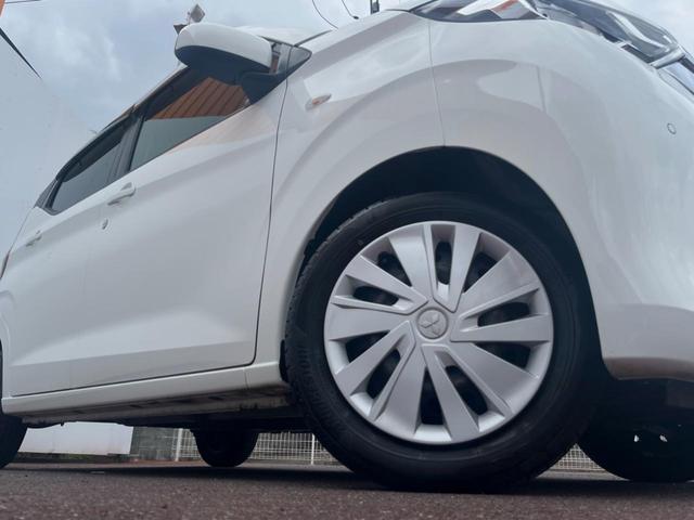 eKワゴン M SDナビ 衝突被害軽減システム 禁煙車 ドラレコ コーナーセンサー 車線逸脱警報 オートライト デュアルエアコン CD DVD再生 地デジ(12枚目)