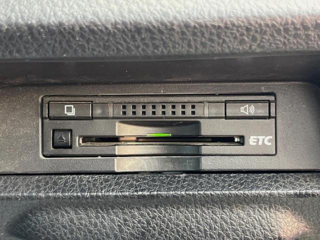 ヴォクシー ZS 煌 純正ナビ セーフティーセンス 両側電動スライドドア バックカメラ スマートキー LEDヘッドライト ETC 純正16インチアルミホイール(7枚目)