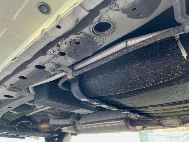 ランディ ２．０Ｘ　ＳＤナビ　後席モニター　全周囲カメラ　クルコン　オートライト　オートエアコン　Ｂｌｕｅｔｏｏｔｈ　ＣＤ　ＤＶＤ再生　地デジ（23枚目）