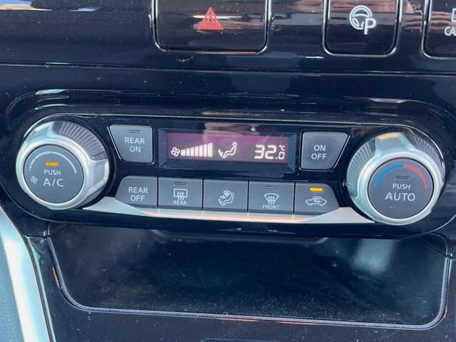 ランディ ２．０Ｘ　ＳＤナビ　後席モニター　全周囲カメラ　クルコン　オートライト　オートエアコン　Ｂｌｕｅｔｏｏｔｈ　ＣＤ　ＤＶＤ再生　地デジ（45枚目）