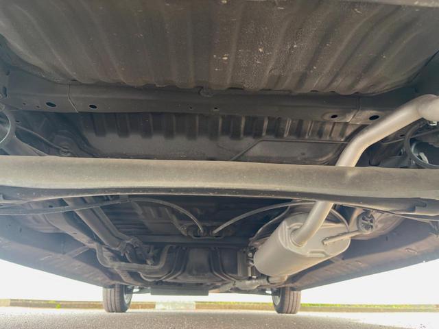 Ｎ－ＯＮＥ プレミアム　純正ＳＤナビ　バックカメラ　衝突被害軽減システム　ドラレコ　スマートキー　ＨＩＤヘッド　ビルトインＥＴＣ　クルコン　オートライト　オートエアコン　純正１４インチアルミ　Ｂｌｕｅｔｏｏｔｈ　ＣＤ（19枚目）