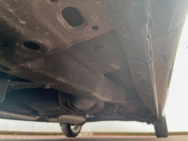 Ｎ－ＯＮＥ プレミアム　純正ＳＤナビ　バックカメラ　衝突被害軽減システム　ドラレコ　スマートキー　ＨＩＤヘッド　ビルトインＥＴＣ　クルコン　オートライト　オートエアコン　純正１４インチアルミ　Ｂｌｕｅｔｏｏｔｈ　ＣＤ（23枚目）