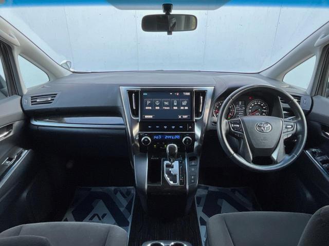 ヴェルファイア ２．５Ｚ　両側電動ドア　後席モニター　バックカメラ　衝突被害軽減システム　レーダークルーズ　禁煙車　コーナーセンサー　スマートキー　ＬＥＤヘッド　ビルトインＥＴＣ　純正１８インチアルミ　オートライト（2枚目）