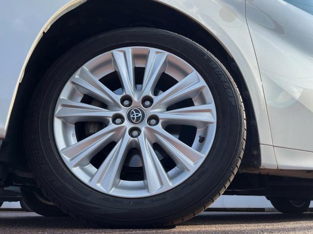 ヴェルファイア ２．５Ｚ　両側電動ドア　後席モニター　バックカメラ　衝突被害軽減システム　レーダークルーズ　禁煙車　コーナーセンサー　スマートキー　ＬＥＤヘッド　ビルトインＥＴＣ　純正１８インチアルミ　オートライト（13枚目）