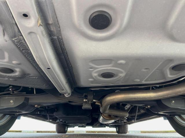 ヴェルファイア ２．５Ｚ　両側電動ドア　後席モニター　バックカメラ　衝突被害軽減システム　レーダークルーズ　禁煙車　コーナーセンサー　スマートキー　ＬＥＤヘッド　ビルトインＥＴＣ　純正１８インチアルミ　オートライト（20枚目）