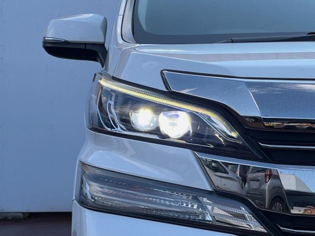 ヴェルファイア ２．５Ｚ　両側電動ドア　後席モニター　バックカメラ　衝突被害軽減システム　レーダークルーズ　禁煙車　コーナーセンサー　スマートキー　ＬＥＤヘッド　ビルトインＥＴＣ　純正１８インチアルミ　オートライト（29枚目）