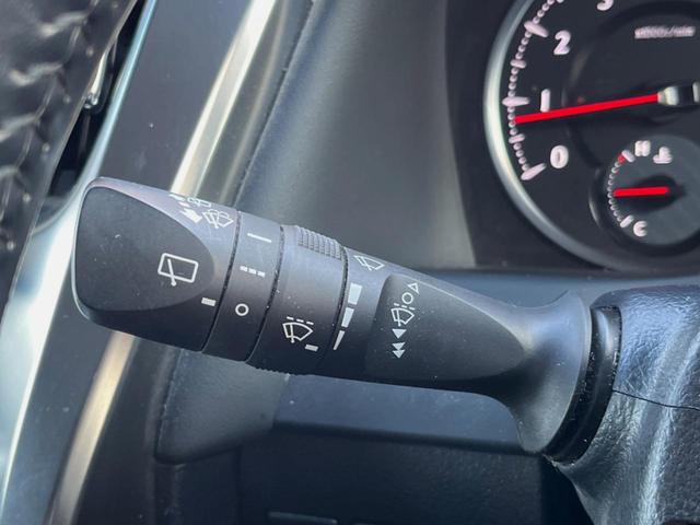 ヴェルファイア ２．５Ｚ　両側電動ドア　後席モニター　バックカメラ　衝突被害軽減システム　レーダークルーズ　禁煙車　コーナーセンサー　スマートキー　ＬＥＤヘッド　ビルトインＥＴＣ　純正１８インチアルミ　オートライト（39枚目）