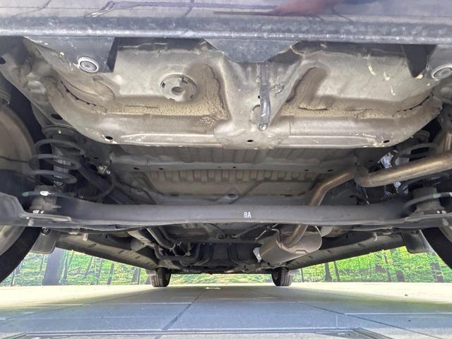 Ｎ－ＷＧＮカスタム Ｇ・Ａパッケージ　８型ＳＤナビ　バックカメラ　シティブレーキ　禁煙車　ハーフレザーシート　ドラレコ　スマートキー　ＨＩＤヘッド　ＥＴＣ　オートライト　オートエアコン　純正１４インチアルミ　Ｂｌｕｅｔｏｏｔｈ（28枚目）