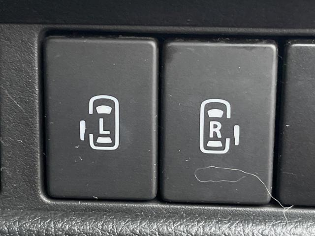 スペーシアカスタム ハイブリッドＸＳ　両側電動ドア　ＳＤナビ　バックカメラ　衝突被害軽減システム　ハーフレザーシート　シートヒーター　ドラレコ　コーナーセンサー　スマートキー　ＬＥＤヘッド　ＥＴＣ　純正１５インチアルミ　車線逸脱警報（4枚目）