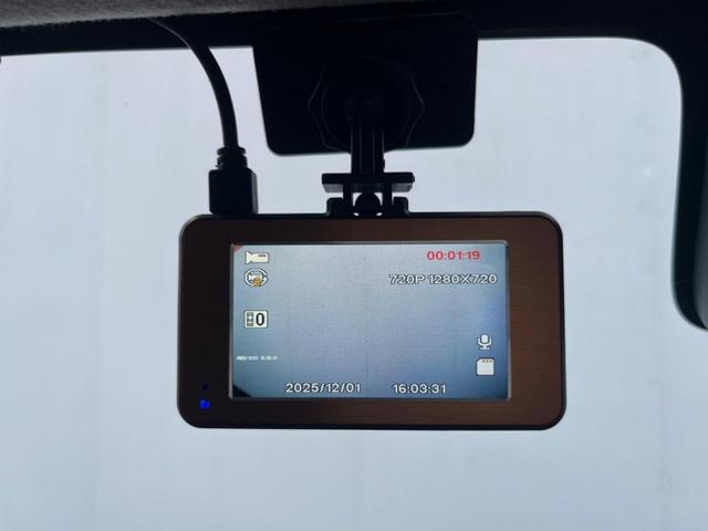 スペーシアカスタム ハイブリッドＸＳ　両側電動ドア　ＳＤナビ　バックカメラ　衝突被害軽減システム　ハーフレザーシート　シートヒーター　ドラレコ　コーナーセンサー　スマートキー　ＬＥＤヘッド　ＥＴＣ　純正１５インチアルミ　車線逸脱警報（7枚目）