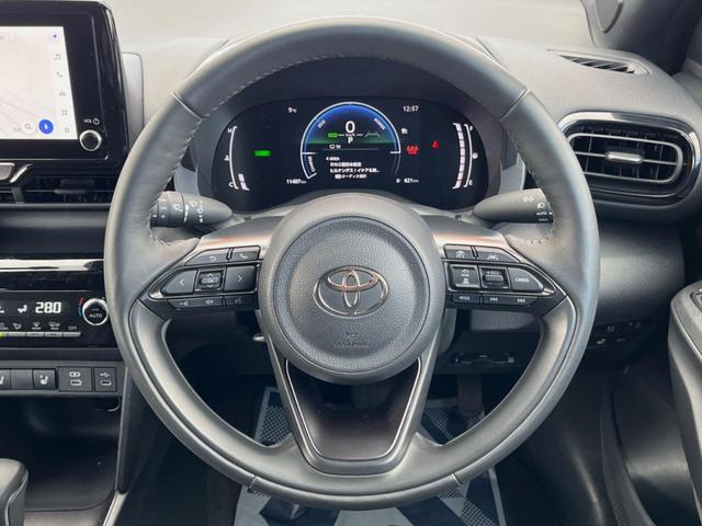 ヤリスクロス ハイブリッドZ 全周囲カメラ 衝突被害軽減システム レーダークルーズ 禁煙車 ハーフレザーシート パワーシート ドラレコ コーナーセンサー スマートキー LEDヘッド ETC2.0 純正18インチアルミ(11枚目)