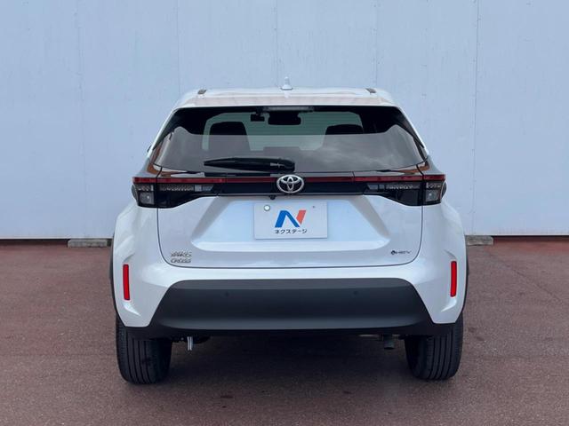 ヤリスクロス ハイブリッドZ 全周囲カメラ 衝突被害軽減システム レーダークルーズ 禁煙車 ハーフレザーシート パワーシート ドラレコ コーナーセンサー スマートキー LEDヘッド ETC2.0 純正18インチアルミ(15枚目)