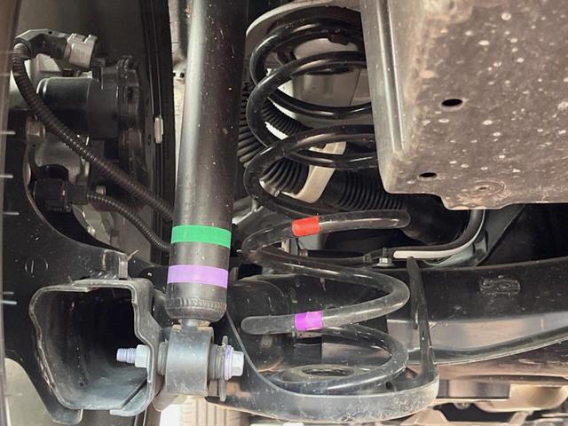 ヤリスクロス ハイブリッドZ 全周囲カメラ 衝突被害軽減システム レーダークルーズ 禁煙車 ハーフレザーシート パワーシート ドラレコ コーナーセンサー スマートキー LEDヘッド ETC2.0 純正18インチアルミ(20枚目)