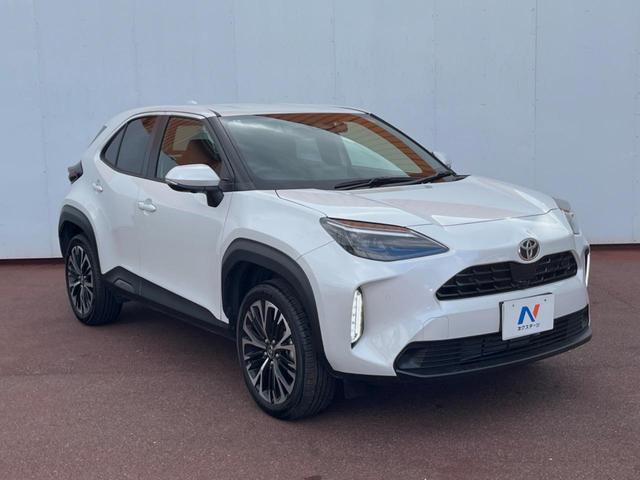 ヤリスクロス ハイブリッドZ 全周囲カメラ 衝突被害軽減システム レーダークルーズ 禁煙車 ハーフレザーシート パワーシート ドラレコ コーナーセンサー スマートキー LEDヘッド ETC2.0 純正18インチアルミ(25枚目)