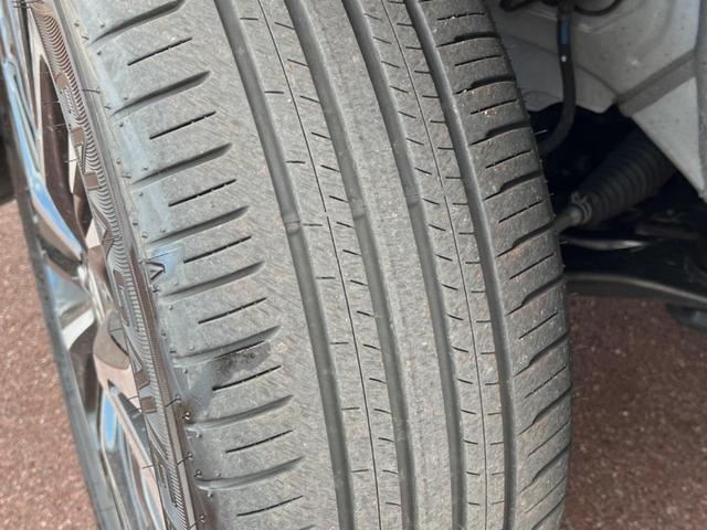 ヤリスクロス ハイブリッドZ 全周囲カメラ 衝突被害軽減システム レーダークルーズ 禁煙車 ハーフレザーシート パワーシート ドラレコ コーナーセンサー スマートキー LEDヘッド ETC2.0 純正18インチアルミ(30枚目)