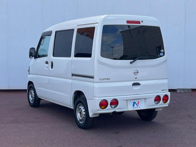 クリッパーバン ＤＸ　ＭＴ車　オーディオ　ＥＴＣ　純正１２インチスチールホイール（25枚目）