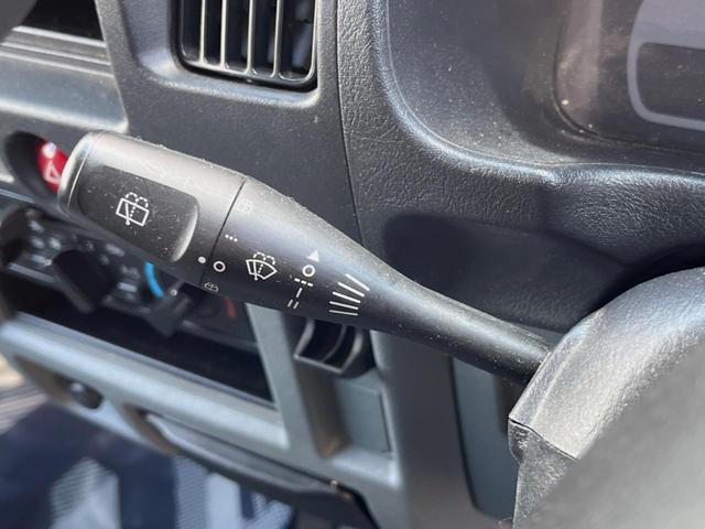 クリッパーバン ＤＸ　ＭＴ車　オーディオ　ＥＴＣ　純正１２インチスチールホイール（31枚目）