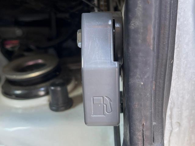 クリッパーバン ＤＸ　ＭＴ車　オーディオ　ＥＴＣ　純正１２インチスチールホイール（38枚目）