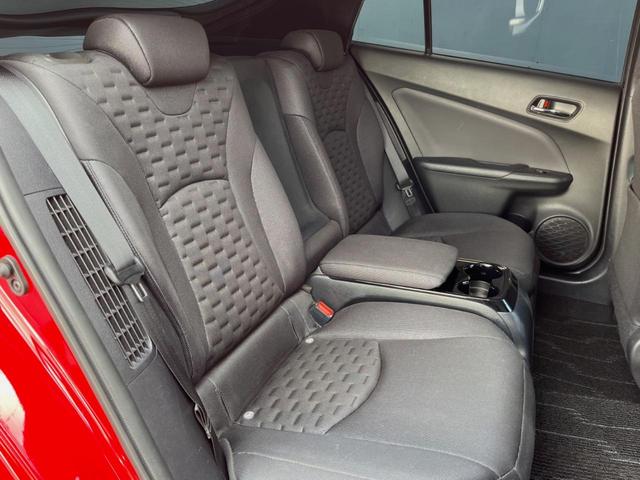 プリウスPHV Aユーティリティプラス SDナビ バックカメラ 衝突被害軽減システム レーダークルーズ 禁煙車 コーナーセンサー LEDヘッド ETC2.0 オートハイビーム オートライト オートエアコン Bluetooth フルセグ(9枚目)