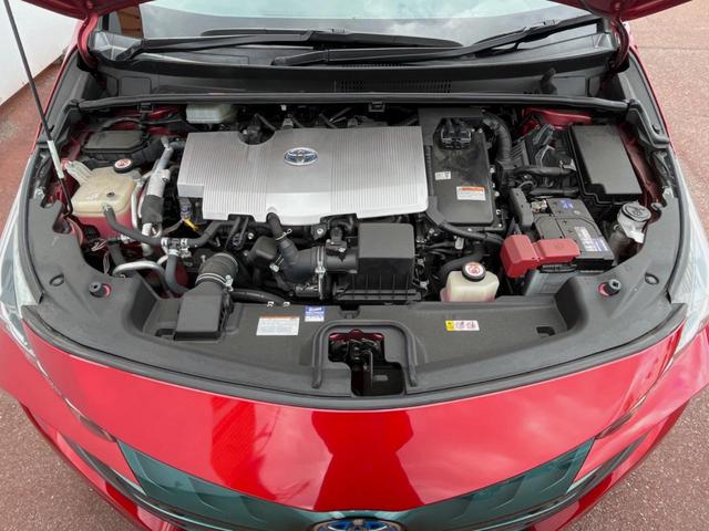 プリウスPHV Aユーティリティプラス SDナビ バックカメラ 衝突被害軽減システム レーダークルーズ 禁煙車 コーナーセンサー LEDヘッド ETC2.0 オートハイビーム オートライト オートエアコン Bluetooth フルセグ(18枚目)