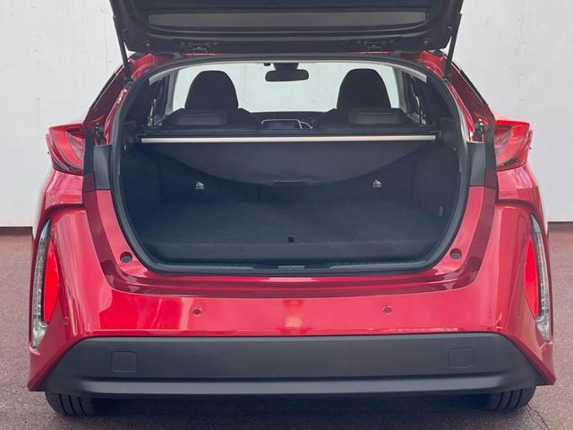 プリウスPHV Aユーティリティプラス SDナビ バックカメラ 衝突被害軽減システム レーダークルーズ 禁煙車 コーナーセンサー LEDヘッド ETC2.0 オートハイビーム オートライト オートエアコン Bluetooth フルセグ(28枚目)